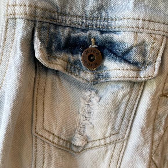 Mudd Light Wash Juniors Jean Jacket - Picture 2 of 6